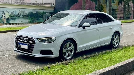 AUDI A3 1.4 TFSI FLEX SEDAN PRESTIGE PLUS TIPTRONIC